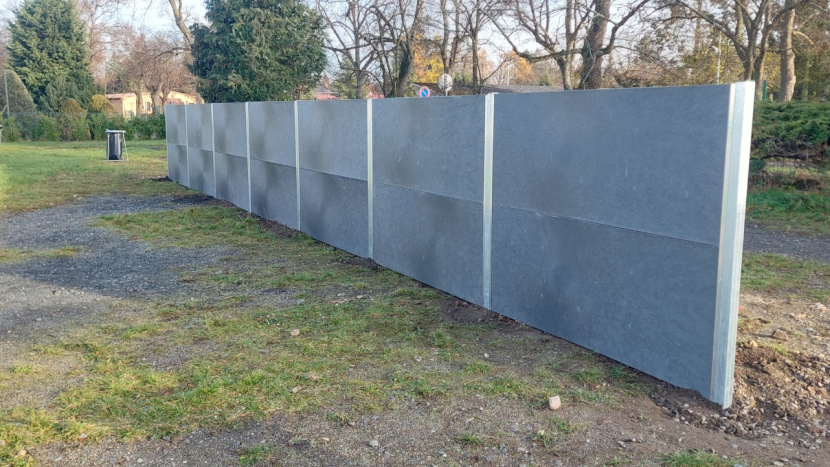 Nový prostor pro kreativitu: Dobříš má graffiti stěnu