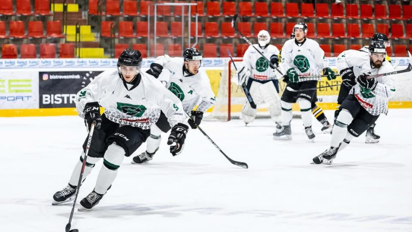 HC Příbram vyhrál 15 zápasů v řadě. Druhá liga má nového lídra