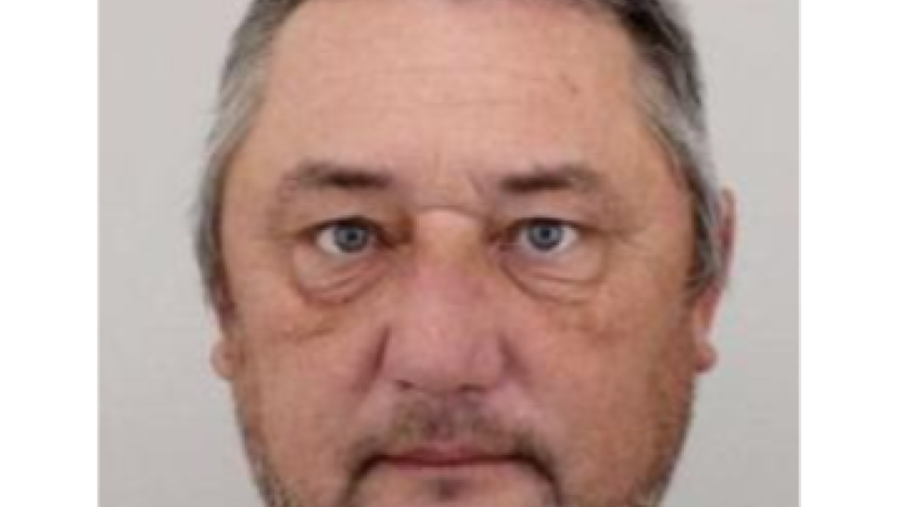 Policie pátrá po muži z Berounska, u Orlické přehrady vlastní karavan