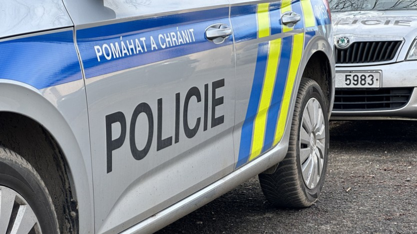 Policie hledá svědky nehody v Příbrami, kde auto srazilo chodce