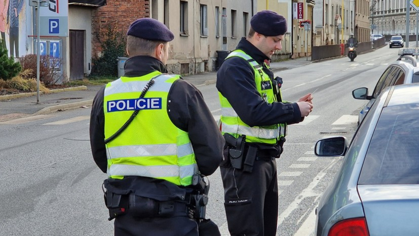 Opilí motoristé zůstávají vážným rizikem na silnicích Příbramska