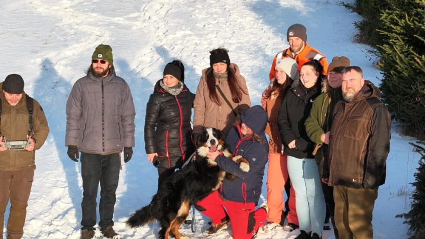 Tři týdny strachu, naděje a vyčerpání. Příběh fenky Týny spojil desítky lidí