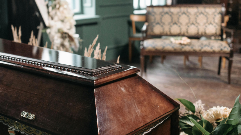 Sociálních pohřbů přibylo. Výrazný nárůst je v Příbrami