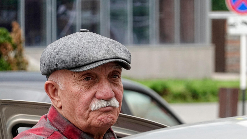 Zdravotní stav starší populace se lepší. Proto první lékařská prohlídka kvůli řidičáku od 70 let