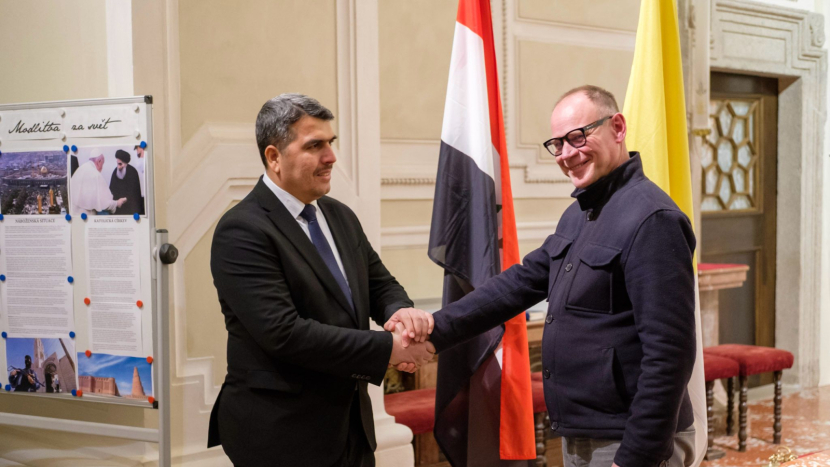 Nečekaná návštěva na Svaté Hoře: Irácká delegace se modlila za mír