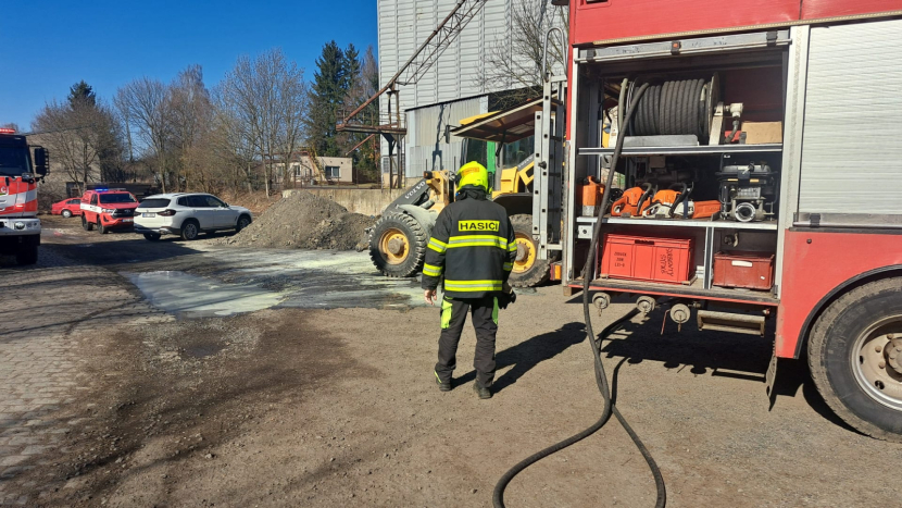 V Rožmitále hořel nakladač