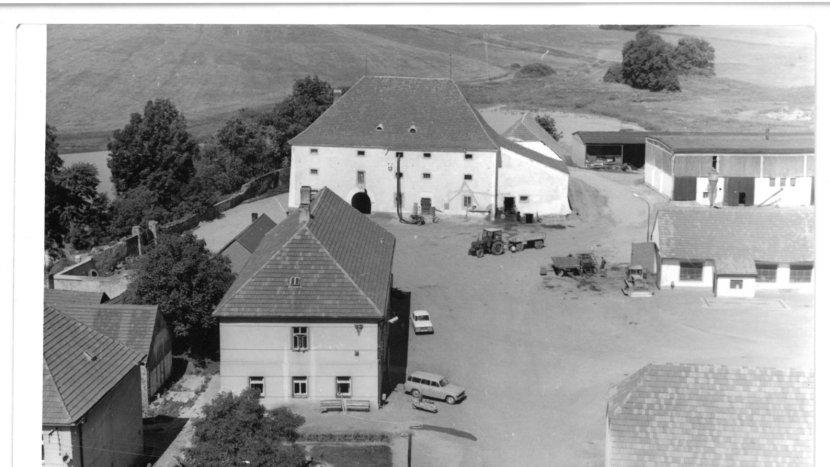 Krutost ukrytá za zdmi tvrze. Pičín zve na přednášku o Kateřině Bechyňové