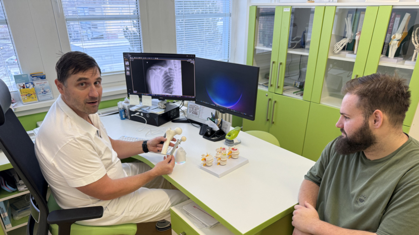 MUDr. Daniel Bělík: Vrací hráče zpět na led. Bezpečně, rychle a s respektem k tělu