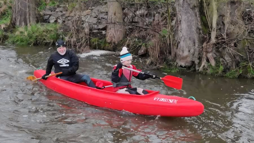 Vlčavu sjela desítka lodí při tradičním velikonočním sjezdu