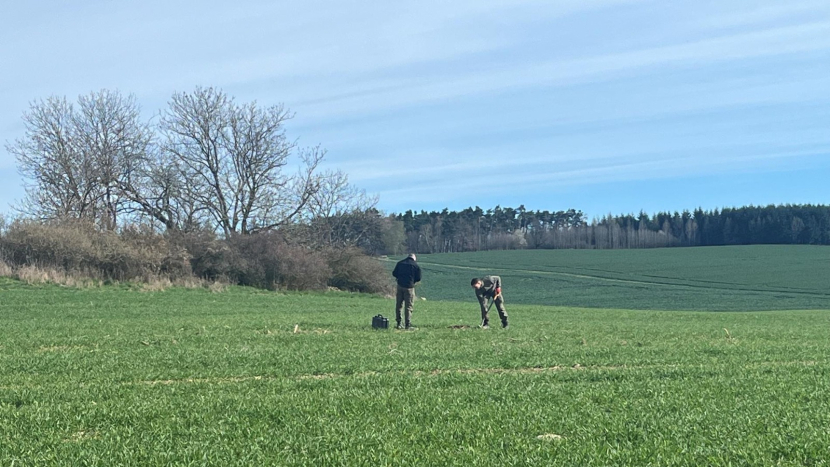 Policejní pyrotechnik odpálil nalezenou munici na místě