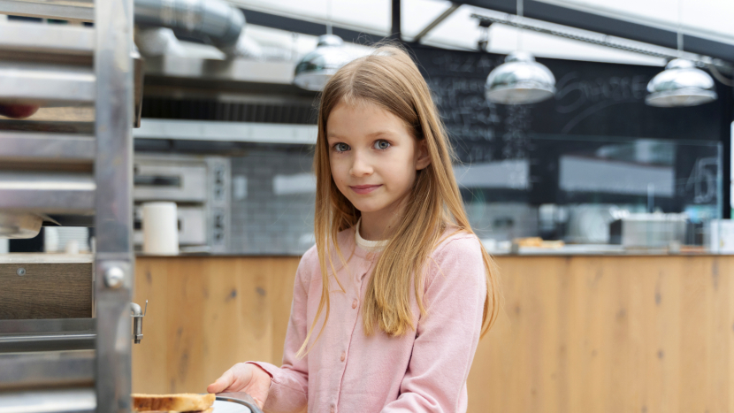 Středočeští hygienici prověřili 203 školních jídelen, nedostatky zjistili v 60