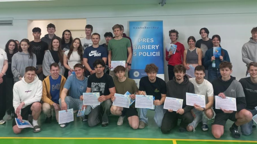 Studenti pomáhali nemocné holčičce