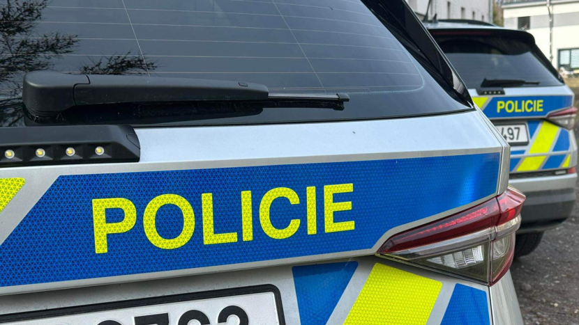 NOČNÍ DRAMA V KOZÁROVICÍCH: Anonym nahlásil bombu na diskotéce, policie evakuovala na 500 lidí!