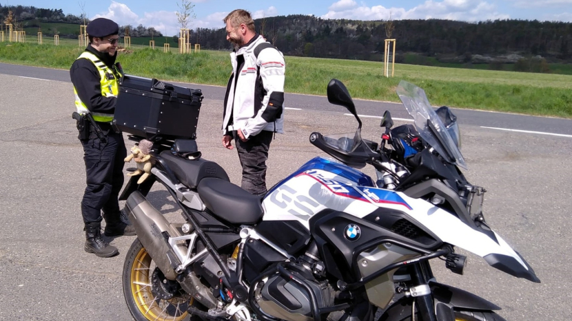 Další silniční kontroly odhalily desítky přestupků: špatný technický stav vozidel o řidiče pod vlivem alkoholu