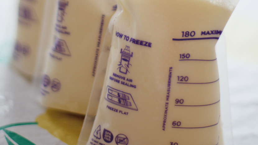 Veterinární správa zakázala desítky kojeneckých mlék. Obsahují nebezpečný toxin