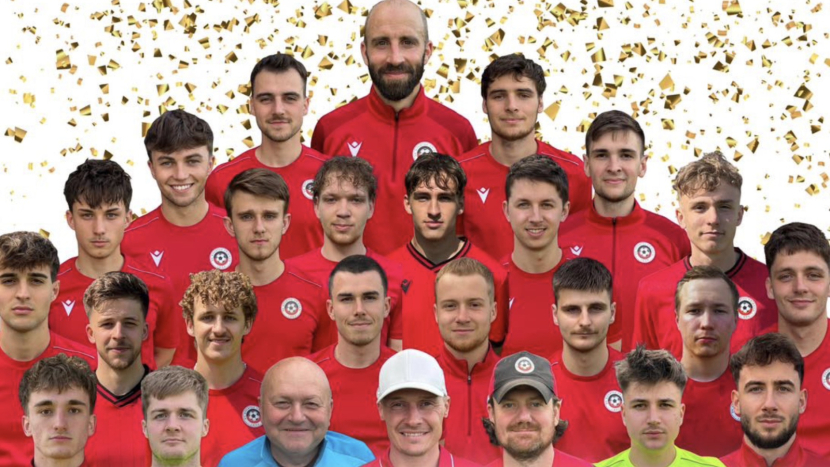 SK Spartak Příbram slaví historický postup do divize. Po 70 letech je zpátky mezi elitou krajského fotbalu