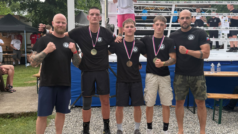 Tři vítězství na cizí půdě. Boxeři Rasken Gymu zazářili na galavečeru Bene Patron Boxing