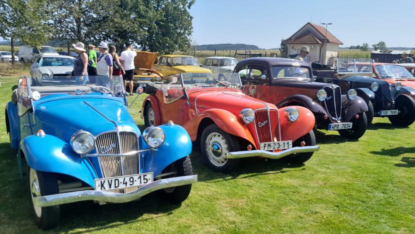 Obořištěm zazní burácení historických motorů. Na 8. sraz veteránů dorazí desítky unikátních strojů