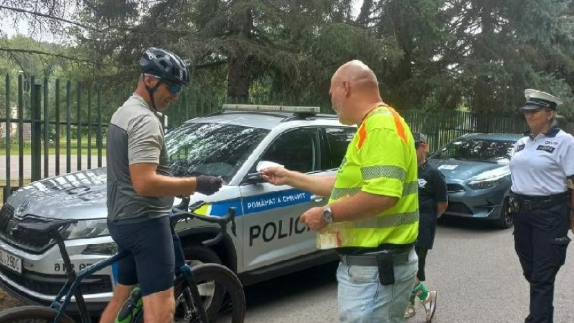 Helma může zachránit život! Policisté na Příbramsku kontrolovali cyklisty