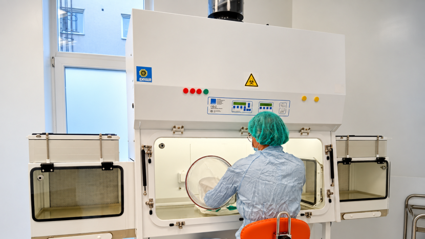 Chemoterapie na míru vzniká přímo v nemocniční lékárně Oblastní nemocnice Příbram