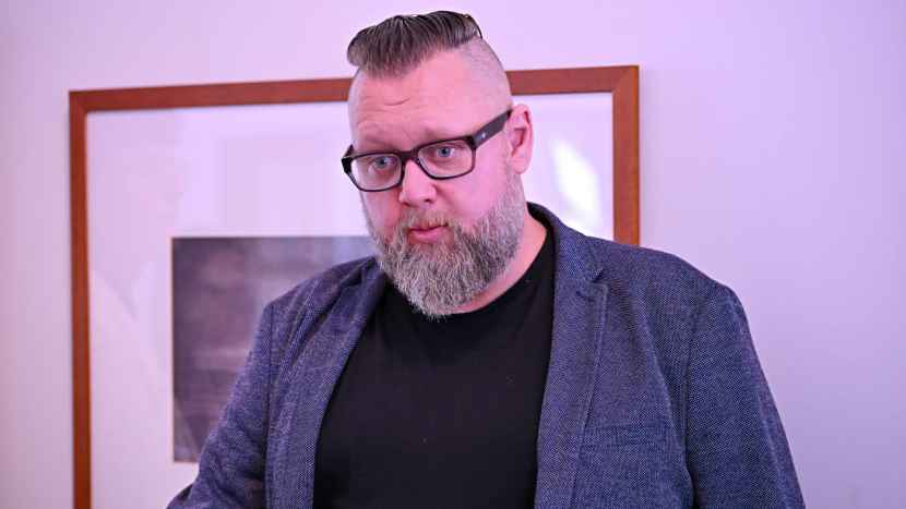 "Po letech v politice jsem nepřišel o lidskost, to je moje největší výhra", říká končící starosta Příbrami Jan Konvalinka