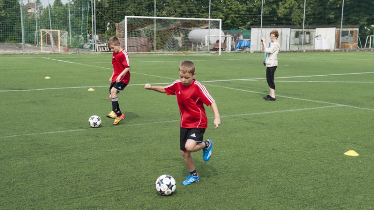 Na Spartaku trénují mladí fotbalisté, mají svůj letní kemp