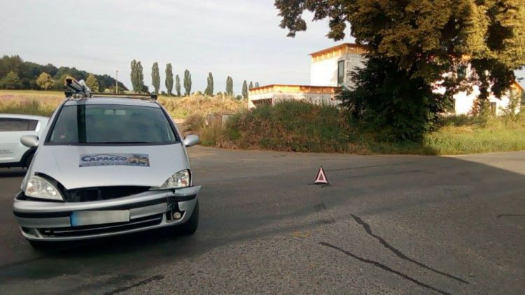 Dva vozy se srazily v Sedlčanech