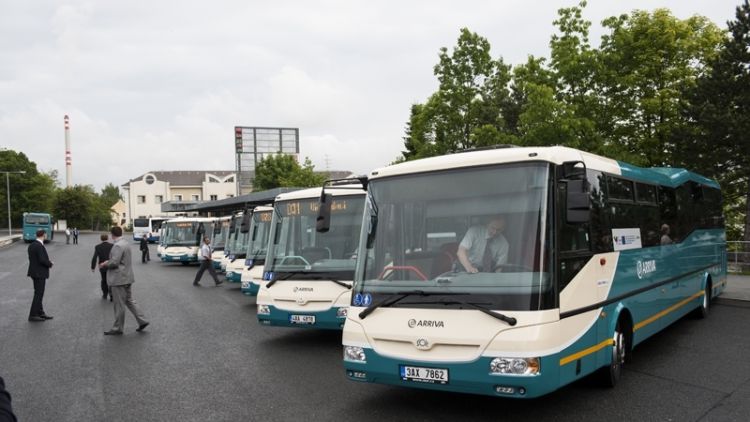Autobusy do Prahy se vyhnou kolonám, ve Strakonické mají vyhrazený pruh