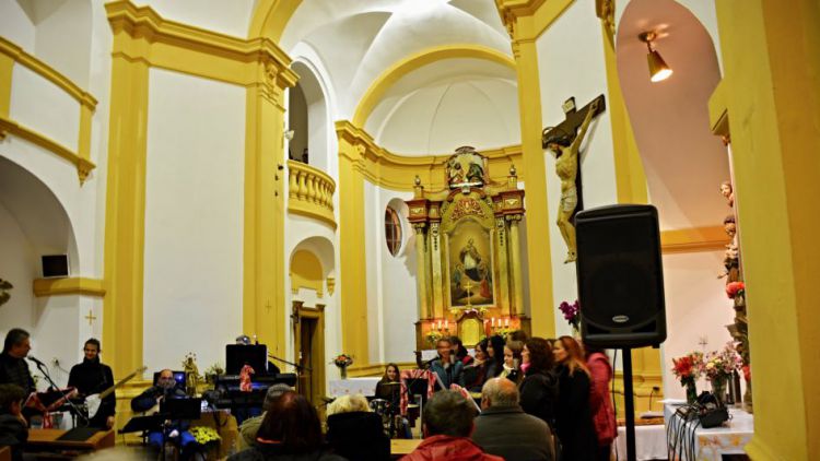 Dva kostely -  dva koncerty, to byl víkendový Rožmitál pod Třemšínem