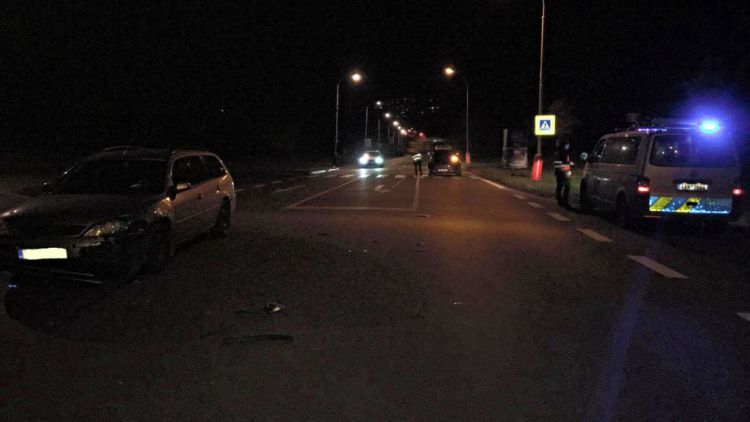 Dopravní nehoda dvou vozidel na křižovatce v Příbrami