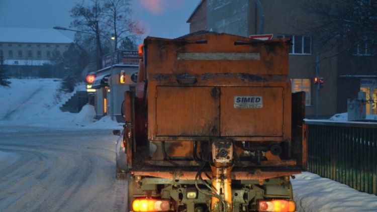 Silničáři ve středních Čechách mají na zimu připraveno 67 tisíc tun posypu