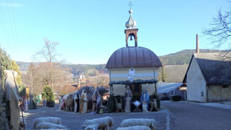 Betlém v Čenkově obsahuje už 53 figur, navštívit ho můžete až do 8. ledna