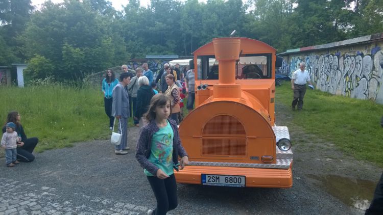 Hasiči ze Zdaboře slavili výročí, lidi vozil turistický vláček