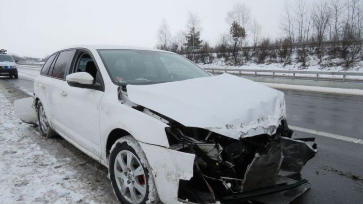 Mrazivý leden dal řidičům zabrat, policisté řešili 115 nehod