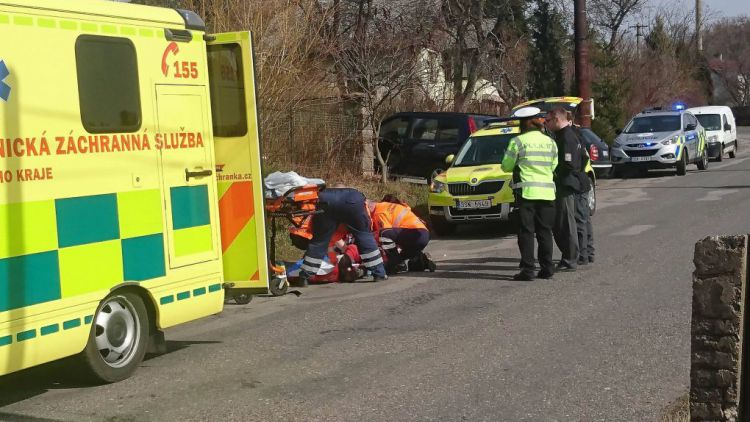 Policie hledá svědky páteční dopravní nehody v Hluboši