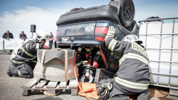 Hořovičtí hasiči obhájili mistrovský titul ve vyprošťování