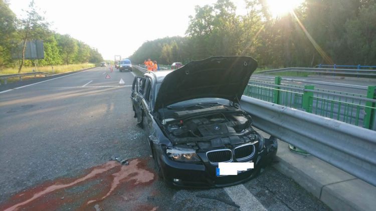 Právě teď: Dálnice D4 ve směru na Příbram kvůli nehodě osobního vozu s nákladním uzavřela jeden jízdní pruh