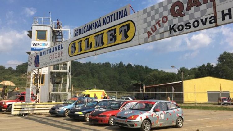 Sedlčanská kotlina včera patřila opět rallycrossu