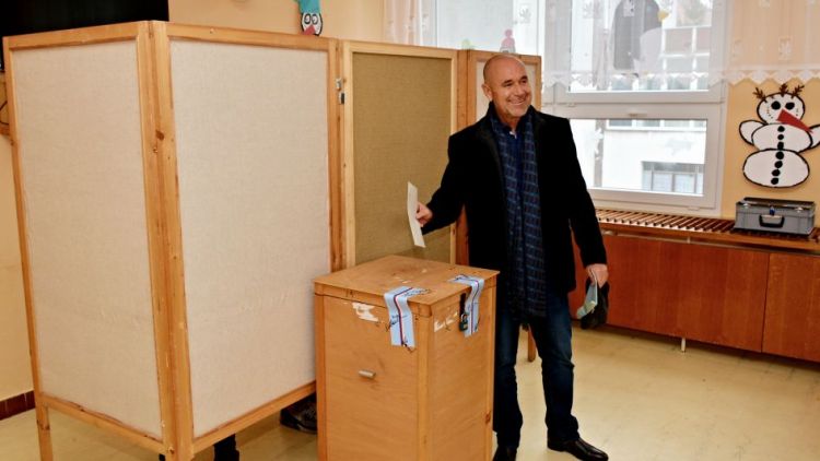 Volební místnosti na Příbramsku jsou otevřeny pro volbu prezidenta