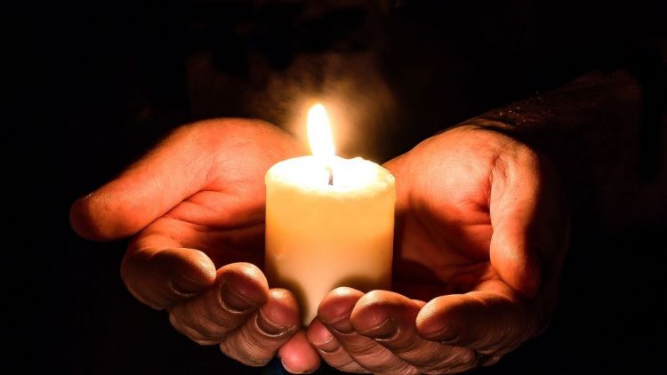 Bohoslužba v den nedožitých dvaceti let dívky, která tragicky zahynula na Orlické přehradě, se bude konat v Mirovicích