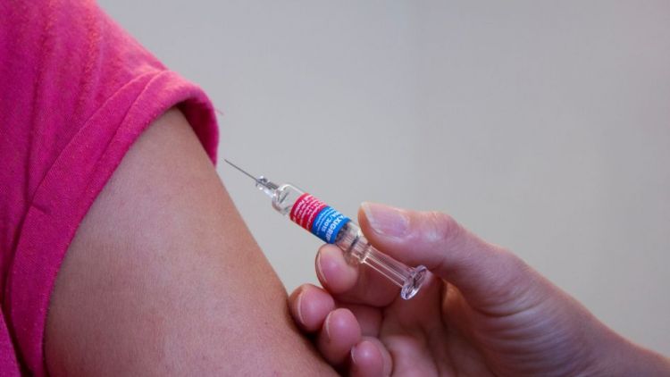 Lékaři doporučují očkování proti invazivním meningokokovým onemocněním