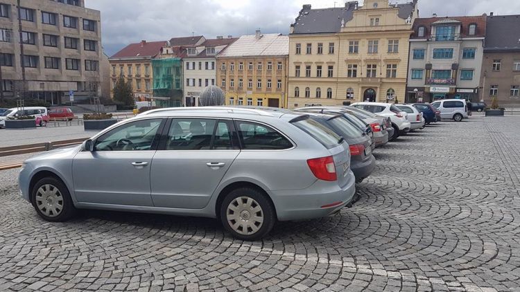 Radní rozhodli o úpravě režimu placeného parkování v Příbrami