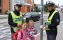 Policisté učili děti základní pravidla pro bezpečný přechod komunikace