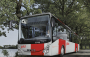 Středočeský kraj v autobusech PID od srpna rozšíří možnost nástupu všemi dveřmi