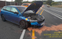 Ranní karambol v zúžení na dálnici D4: Opel sestřelil pylon, ten se odrazil do protijedoucí škodovky