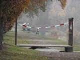 Na hrázi Vokačovského rybníka u Bohutína bylo nalezeno mrtvé tělo