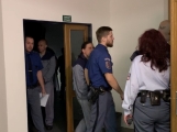 Video: Příbramský soud otevřel případ pašování drog do věznice Bytíz