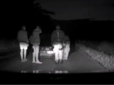 Video: Namol opilý řidič naboural policejní auto