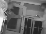 Byl opuštěný, nevěděl jsem, že způsobuji škodu. Řekl zloděj, který vykradl hotel u Líchov