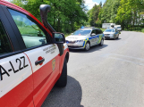 Havárie skútru uzavřela silnici u Tochovic